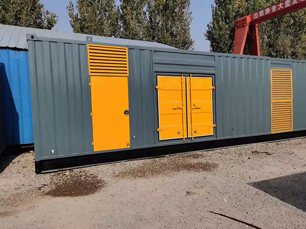 龙岩300kw 柴油发电机组用多大的空气开关？