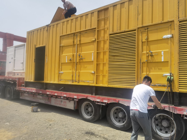 龙岩发电机出租100KW发电机需要什么规格的电缆线？