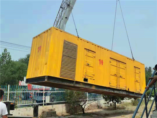 龙岩300KW柴油发电机组油耗是多少？